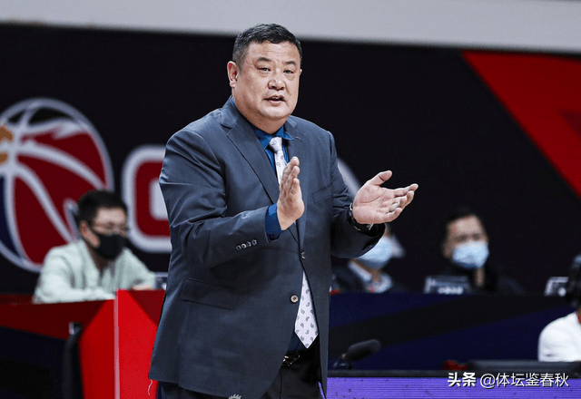 开云-社区盾集结日再迎强敌，费耶诺德内部沟通，主帅态度——信心回归，临场指挥获称赞的简单介绍